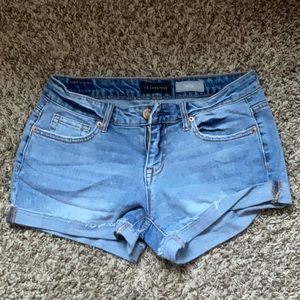 Arepostale light wash denim blue jean shorts size 4